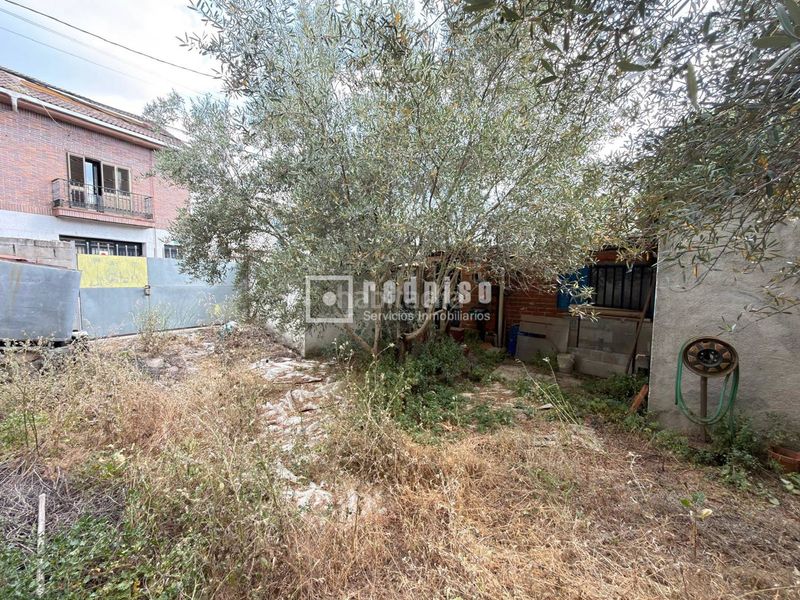 Foto 3ef367f2-d09e-4071-8bfe-c8596cc5bb9f. Terreny residencial a Valdemorillo pueblo Valdemorillo