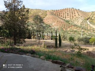 House in Pizarra. Más de 5000 metros cuadrados  de parcela llana.