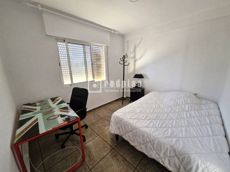 Foto 20f729ed-8a67-4be8-84c8-e612e2ab09ab. Rent flat with heating in Martiricos - La Roca - La Rosaleda Málaga