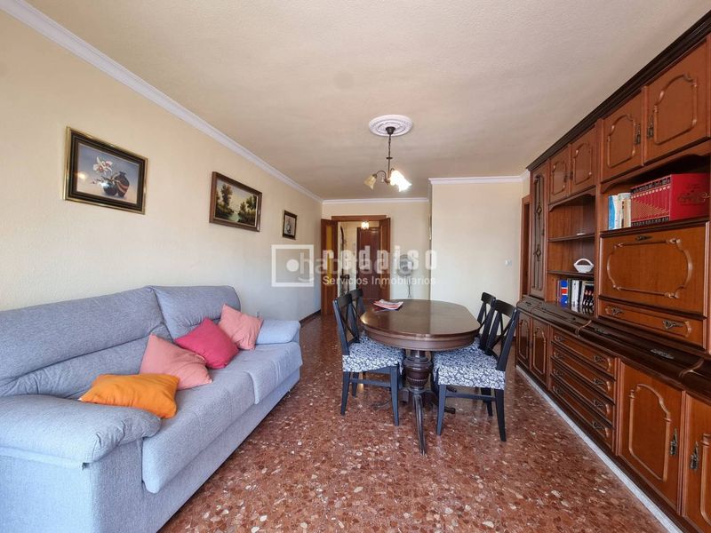 Foto dad47911-b9f4-418a-b01e-0a6e00276955. Rent flat in La Trinidad Málaga