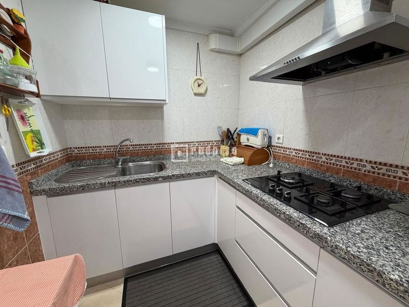 Foto 0e9c708a-19f7-4595-949d-909da3f40f8a. Casa a La Trinidad Málaga