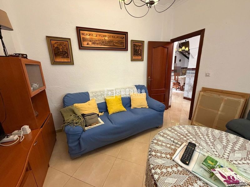 Foto d5b9c750-3ce0-4f0f-8c2d-c4f3f1795051. Casa a La Trinidad Málaga