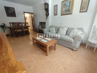 Piso en Los Castillejos - La Trinidad