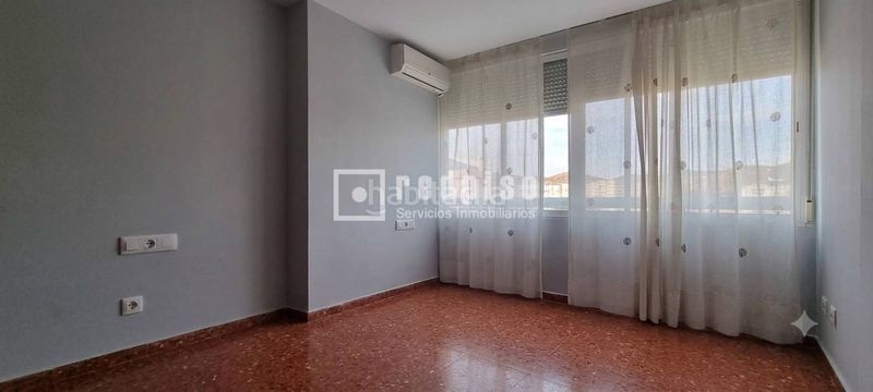 Foto d3f00729-4af1-4a17-b643-a336f83114f3. Pis amb calefacció a Martiricos - La Roca - La Rosaleda Málaga