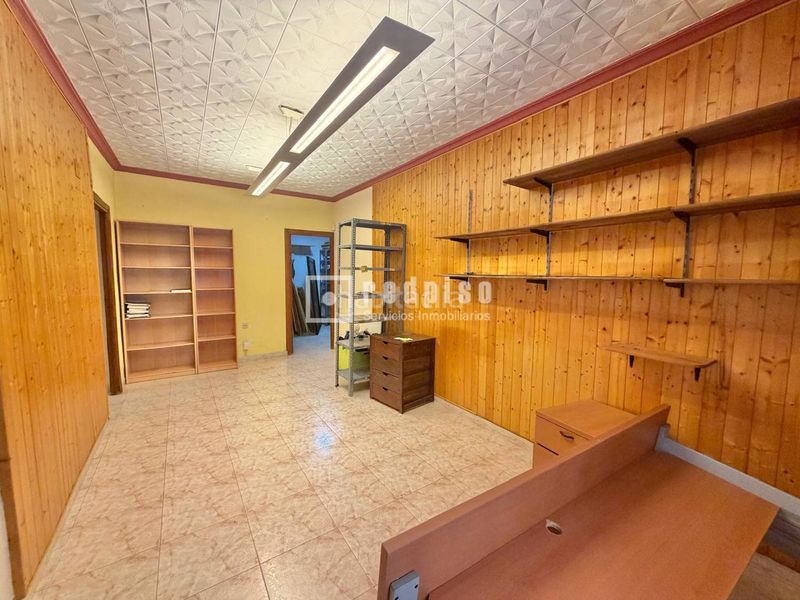 Foto 69c5d3a5-ee78-46e7-8d6e-56b36d43744f. Casa a Los Castillejos - La Trinidad Málaga