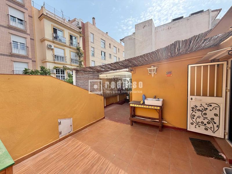Foto cb6269a7-4dac-470c-bf66-a1e23f7588a4. Casa a Los Castillejos - La Trinidad Málaga