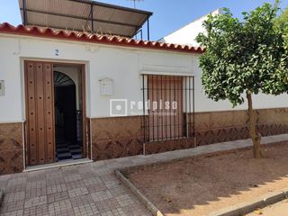 Maison à Sierra de Yeguas. Oportunidad unica cortijo tradicional andaluz para proyeto turis
