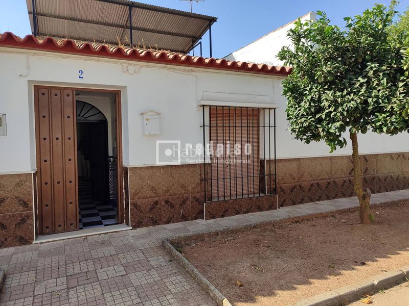 Foto 1b09c060-89d8-4430-b46d-2af525eb2993. Casa amb aparcament a Sierra de Yeguas