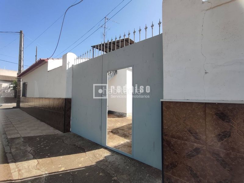 Foto d89bcb8d-3050-48e4-a891-9e9f40142b06. Casa amb aparcament a Sierra de Yeguas