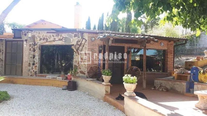 Foto 009d141c-75db-40e1-9237-a88fede214a8. Casa amb calefacció aparcament piscina a Pizarra