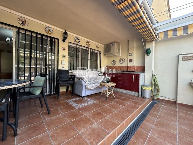 Foto e0bf9ce2-7cad-4ab7-8c98-1d5784e23a67. Xalet amb aparcament piscina a Churriana - El Pizarrillo - La Noria - Guadalsol Málaga