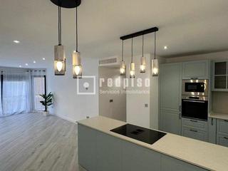 Piso  Fernando camino. Exclusivo piso reformado en la malagueta a 100 metros de la play