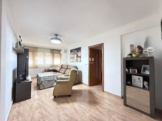 Piso en Girón - Las Delicias. Tu nuevo piso en las delicias, málaga  alto, luminoso y listo pa