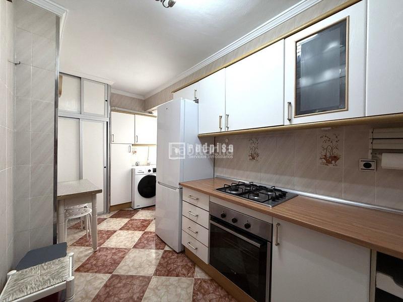 Foto 3ee8c791-fb03-422b-b4a3-d9d304118e1f. Miete etagenwohnung in La Luz - El Torcal Málaga
