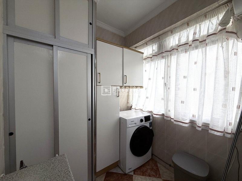 Foto 64a4aa63-37b7-4b14-b595-4189b3b05b9e. Miete etagenwohnung in La Luz - El Torcal Málaga
