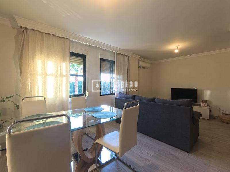 Foto 8ea03a70-eb8f-41c4-ab74-0b280e2a4f94. Location appartement avec chauffage dans Puerta Blanca Málaga