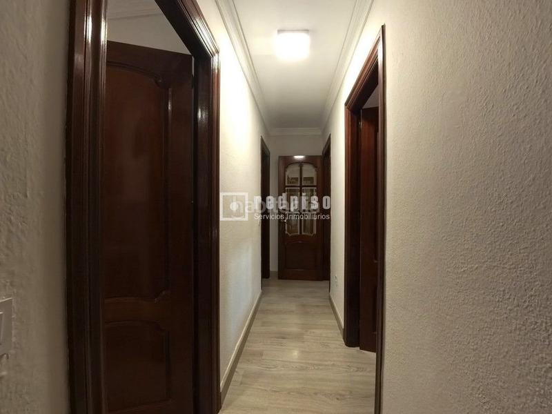 Foto d0a40047-9857-4db9-a1c7-c051847e0947. Rent flat with heating in Puerta Blanca Málaga