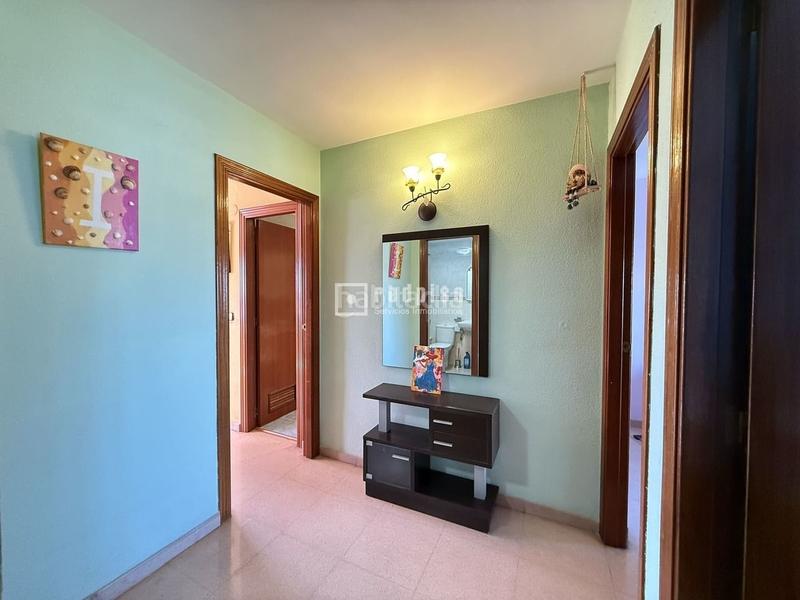 Foto 0499b8a1-1eb8-4309-b3a7-438905a5e822. Appartement avec parking piscine dans Puerta Blanca Málaga