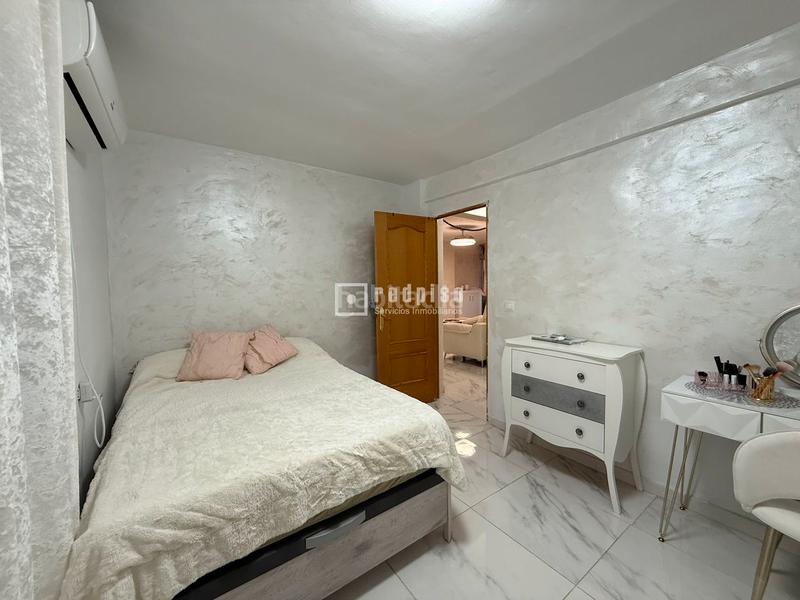 Foto f7745527-ad44-4818-a467-af1de62a35d9. Pis a Dos Hermanas - Nuevo San Andrés Málaga