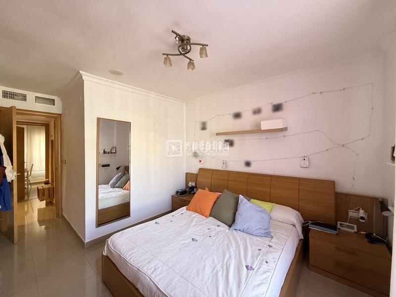 Foto 45b71358-a5ea-415b-b8a9-28d7e949ee5c. Flat with heating parking pool in Puerta Blanca Málaga