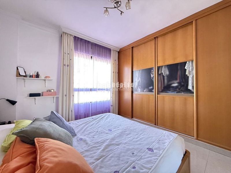 Foto 10dbed2f-af14-4c60-b40f-6e8e16e49d79. Flat with heating parking pool in Puerta Blanca Málaga