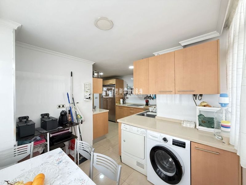 Foto 9b105bb1-d29d-46bf-8a6b-3560919cb05f. Flat with heating parking pool in Puerta Blanca Málaga