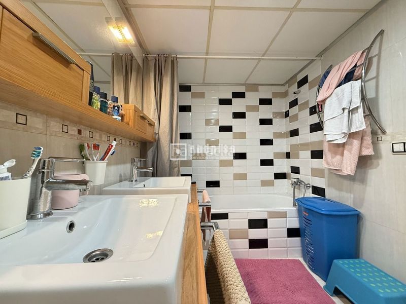 Foto c0cf123d-8f8d-4772-9f38-498e7388ad9e. Flat with heating parking pool in Puerta Blanca Málaga