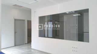 Rent Business premise  De antonio chacón. Local en alquiler en avenida de velázquez