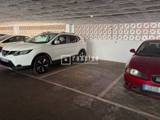 Parking coche  Del niño del museo. Plaza de garaje en venta en el torcal