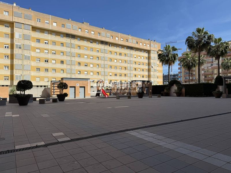 Foto 3de0ec3a-36f4-4fe4-b37a-dadfc42e9401. Pis amb aparcament piscina a Martín Carpena - Torre del Río Málaga