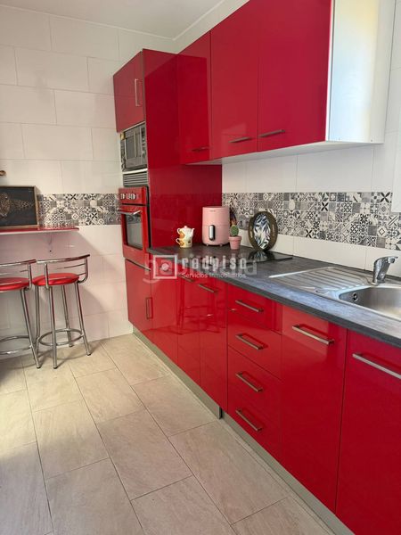 Foto 976270f5-9a3f-401d-b73f-a86ddb124d60. Rent flat in La Luz - El Torcal Málaga