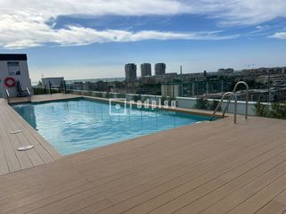 Pis a Los Guindos - Parque Mediterráneo - Santa Paula. Vivienda a estrenar con piscina, amplio parking y trastero en pu