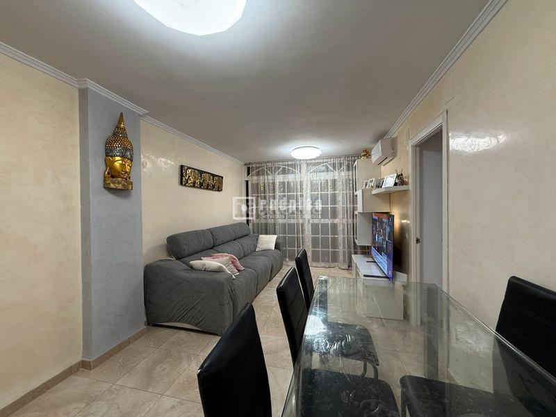 Foto 3cdb5ddf-f206-4d4b-b048-e0e85efc7bf5. Flat in Santa Cristina - San Rafael Málaga