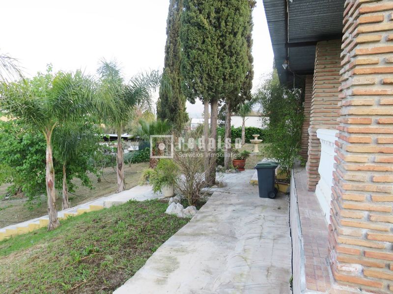 Foto 09960c67-1ef2-44a9-b011-464b83e377ab. Casa amb calefacció aparcament a Villafranco del Guadalhorce Alhaurín el Grande