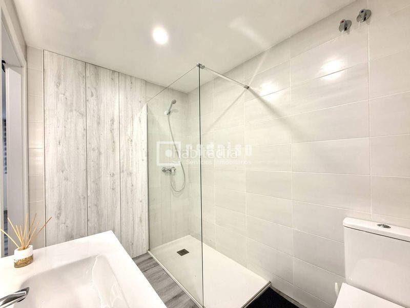 Foto 4b211dc0-ddd1-4cdf-a1dd-d1ce65768ec0. Piso en Santa Cristina - San Rafael Málaga