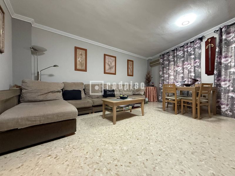 Foto 58ed0bdd-dd1c-42bf-a84d-d2e96f6c4bb8. Casa amb aparcament a La Unión - Cruz de Humilladero - Los Tilos Málaga