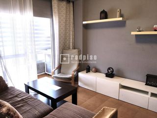 Appartement à Carranque - Haza Cuevas. Piso de 75 m con ascensor, terraza acristalada y vistas despejad