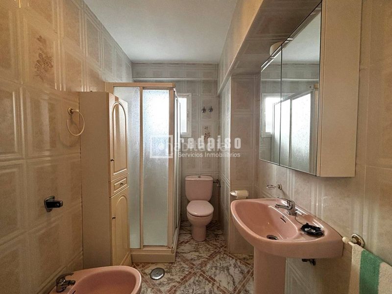 Foto 079a09ca-8d11-4183-96d4-e0508c0373cb. Pis amb calefacció a Santa Cristina - San Rafael Málaga