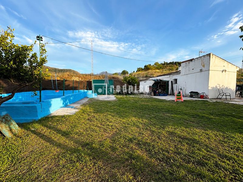 Foto 4b7c779b-3b6f-44cd-899f-4e31fccf2993. Casa amb piscina a Casalpalma - Fahala Cártama