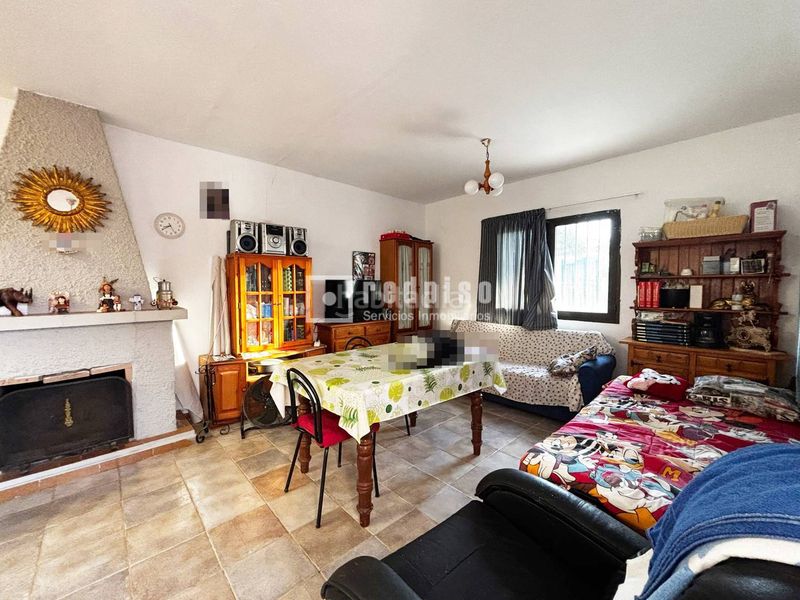 Foto f9e3a687-e401-48a2-af35-4116b2796254. Casa amb piscina a Casalpalma - Fahala Cártama