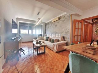 Piso en Carranque - Haza Cuevas. Piso en venta  4ª planta con ascensor  luminoso y totalmente ext