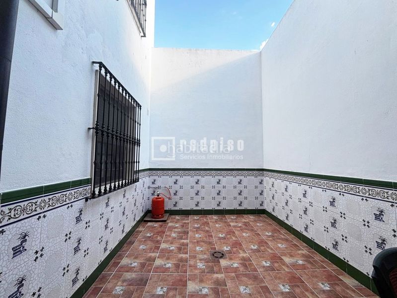 Foto f23435eb-12c5-4afd-b7d7-693013e0ae02. Casa amb aparcament a Sierra de Yeguas