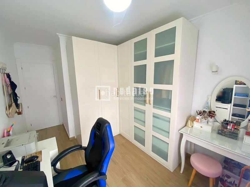 Foto e298e94d-dd16-484d-a6e1-544f68a4934f. Pis amb calefacció aparcament a Residencial Jardín Botánico Málaga