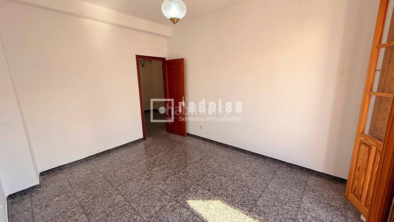 Foto cf6fffa0-2d9d-4970-a643-39ac0a2c7e7e. Casa amb calefacció aparcament a Colmenar