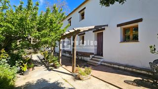 Xalet a Arriate. Exclusiva finca con molino histórico, dos viviendas y complejo h