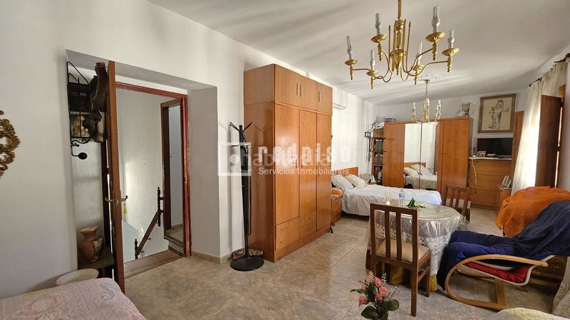 Foto 798453a3-9a4a-4268-a956-f3a0949b82a7. Casa amb calefacció a Hispanidad - Vivar Téllez Vélez - Málaga
