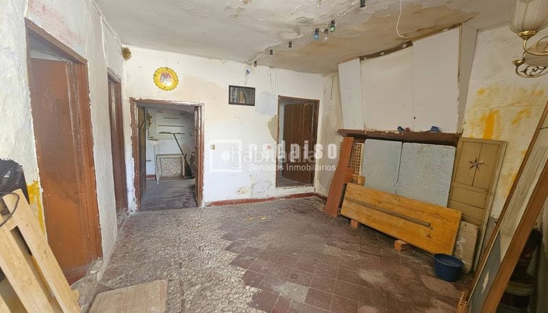 Foto 8986ba87-58aa-4361-b776-800c40282560. Casa amb calefacció a Alfarnate