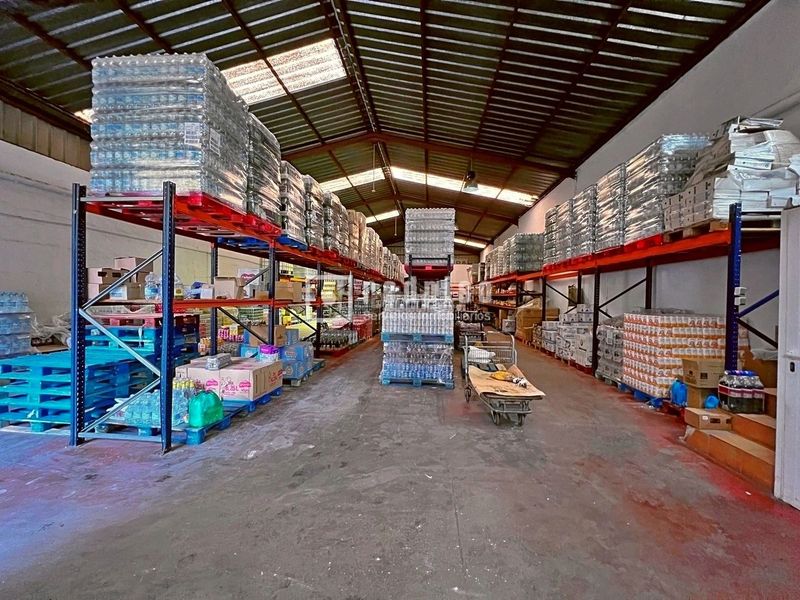 Foto 0c963811-5847-4dd2-b4ea-648f26d199a2. Local comercial a El Fuerte - La Dehesa Ronda