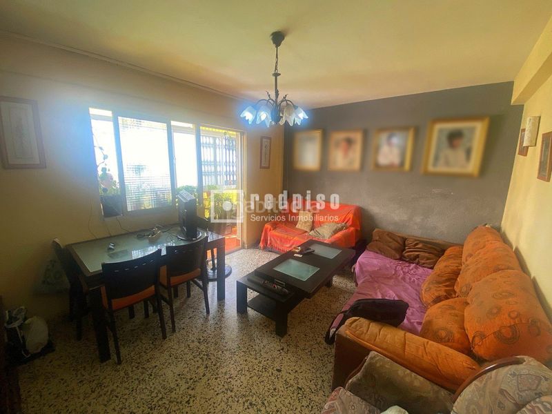 Foto bb36a0af-0399-4c1f-bd57-aa7909e0bb81. Pis amb calefacció a Barrio de Ciudad Jardín Málaga