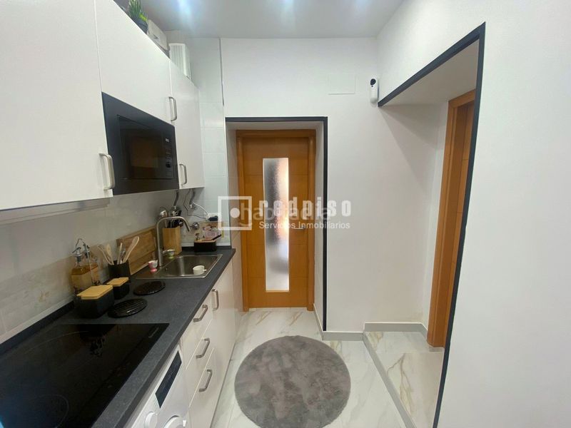 Foto fcefd788-57d0-4ded-b60f-496f5312c3a3. Casa  totalmente reformada de 1 dormitorio con terraza privada y aire acondicionado málaga en Benamargosa